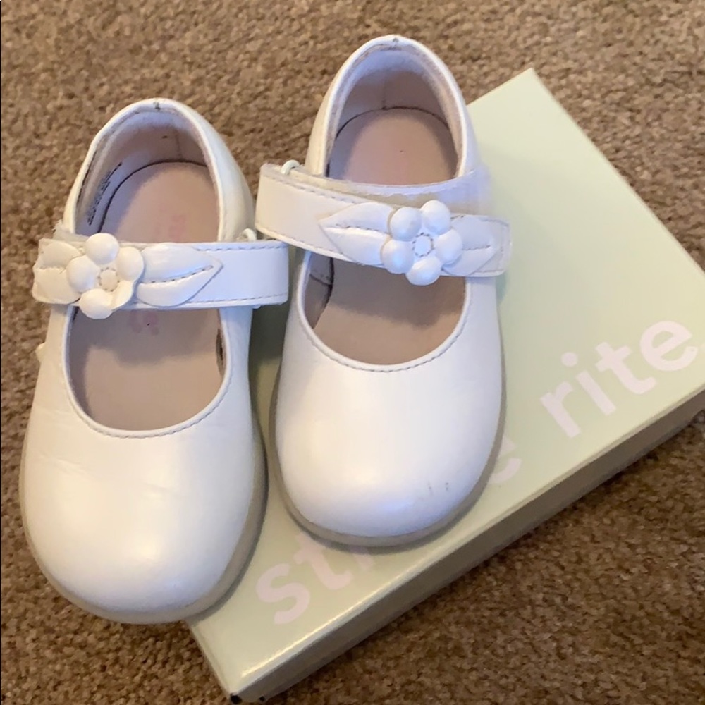 Dress shoes